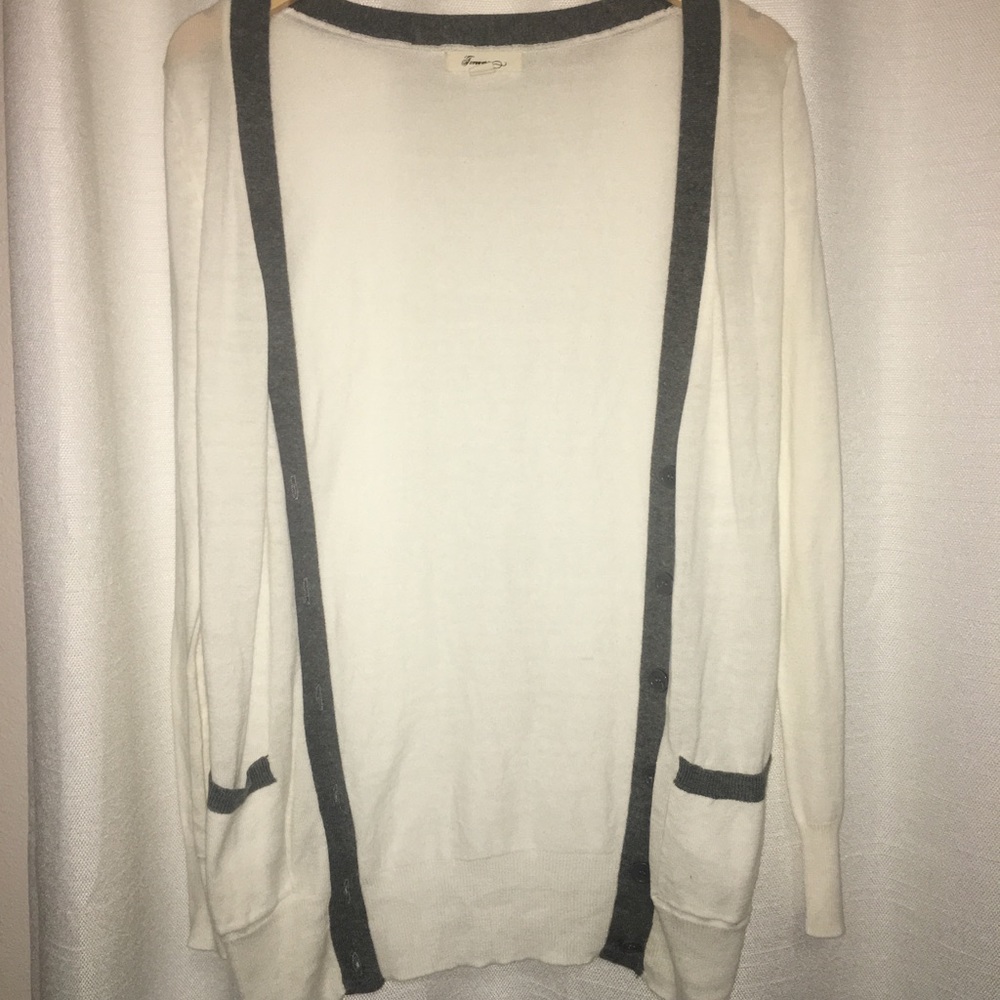 Forever 21 White and Grey Cardigan!